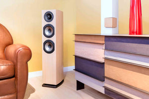 Jersey MC170 is a 3-way floorstanding loudspeaker - Oak